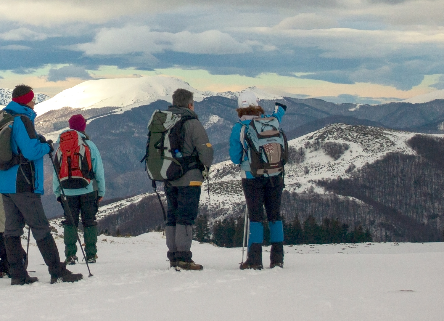 Winter Hike In The Middle Forest (SREDNA GORA) Mountainin 