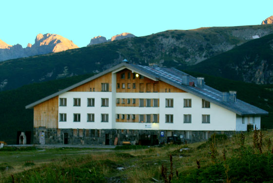 Rila Lakes Hut